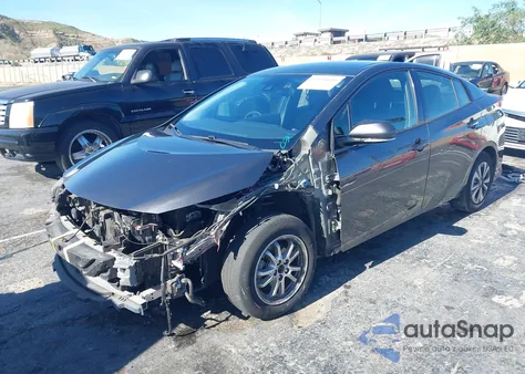 2017 Toyota Prius Prime Premium z USA, uszkodzony, nr VIN JTDKARFPXH3064832